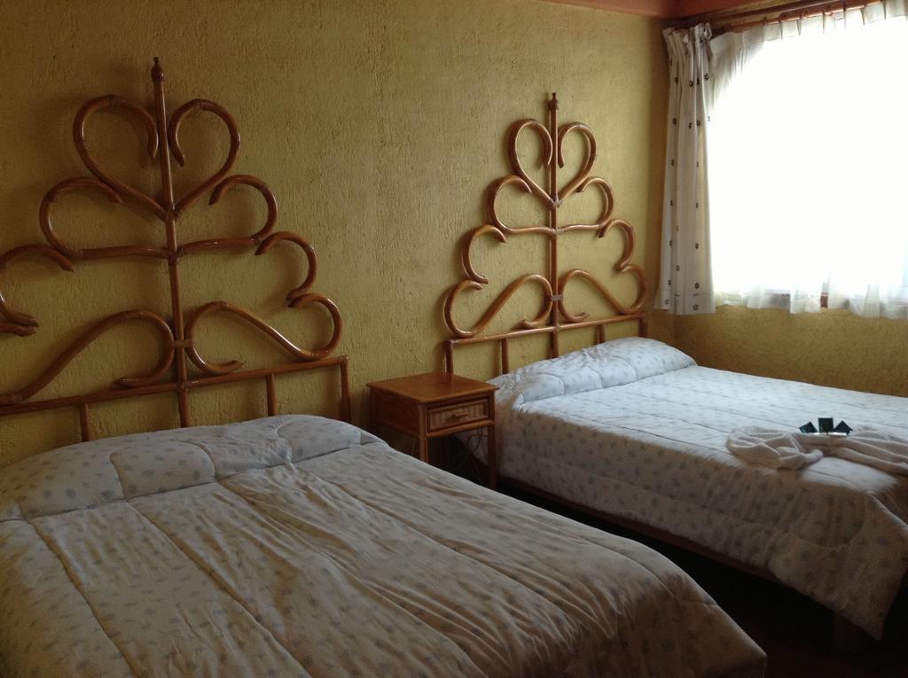 Hotel La Herradura Tecozautla Quarto foto