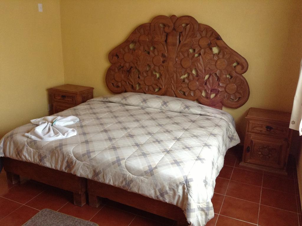 Hotel La Herradura Tecozautla Quarto foto