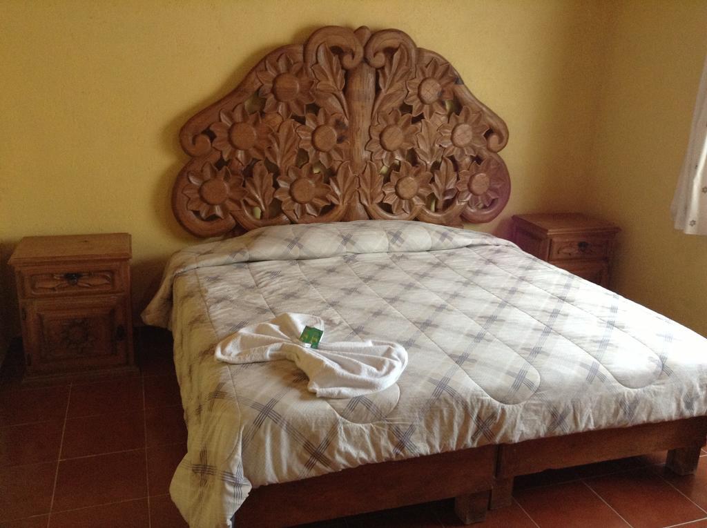 Hotel La Herradura Tecozautla Quarto foto